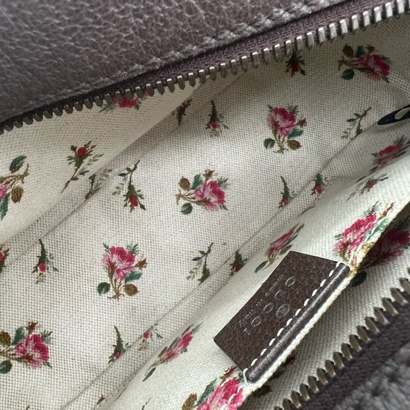 Gucci Tiger Head Camera Crossbody Bag ❤️😍 - Picture 5 of 9